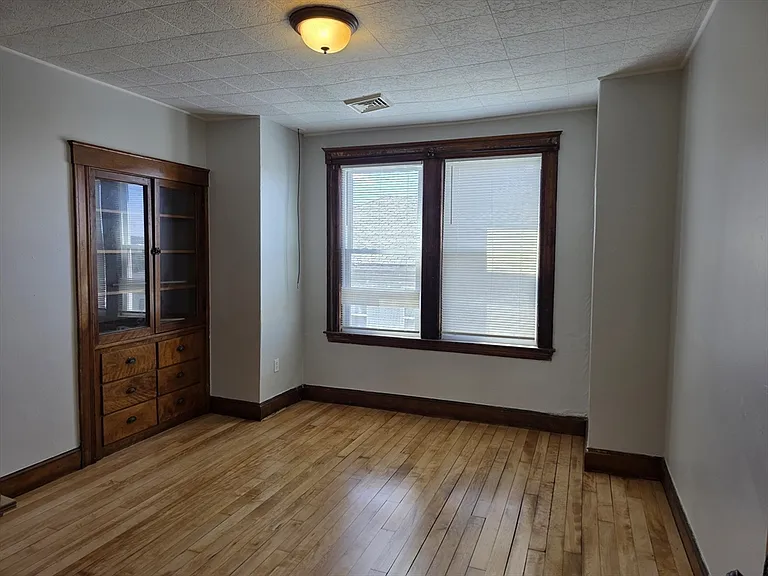 2 Hillside St #3 — Photo 18