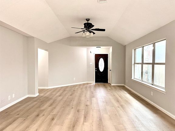 5th image of 4726 Callery Creek Dr