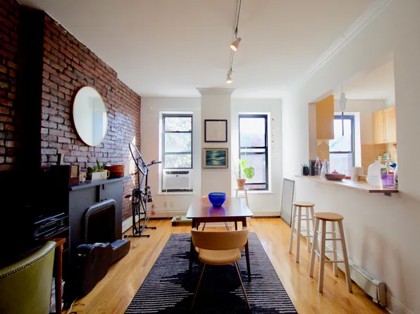 506 Greene Avenue image 5 of 26