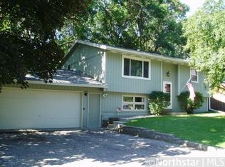 4971 Leslie Rd, Mound, MN 55364