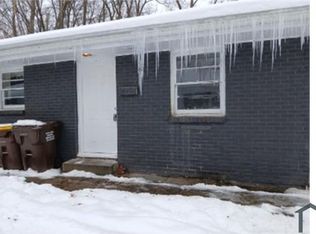 1017 Irving Ave, Rockford, IL