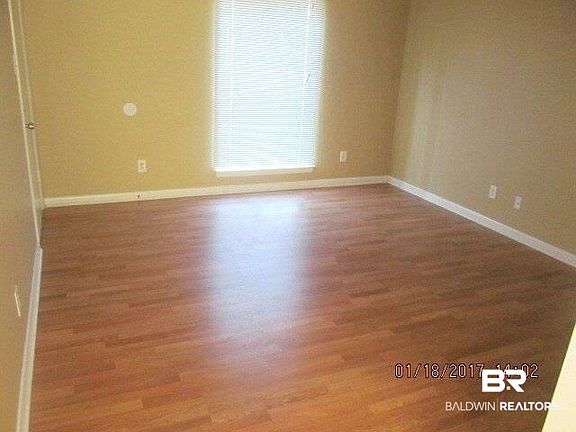 3rd image of 18 S Catherine St APT 9