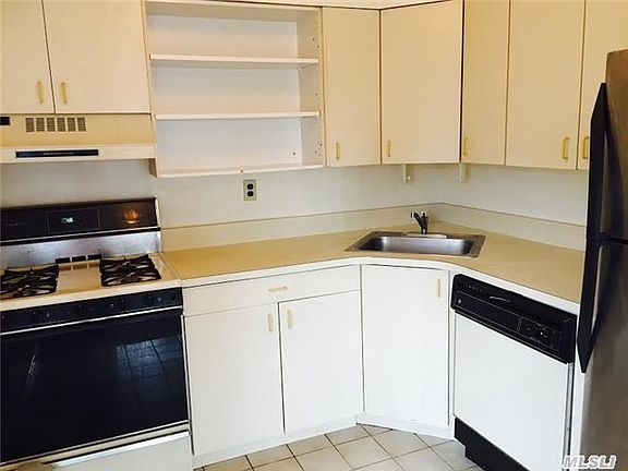 5th image of 213-02 42nd Ave #3G