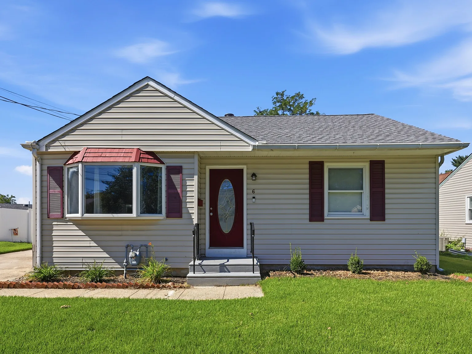 3 bed, 1290 sqft, $2,900 — Photo 1