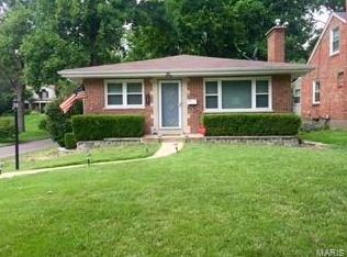 1301 N Berry Rd, Saint Louis, MO 63122