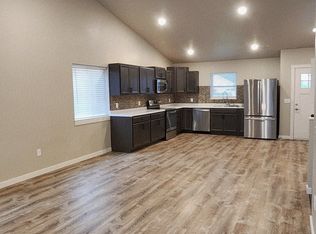 2203 Henry Johns Blvd, Bangor, WI 54614