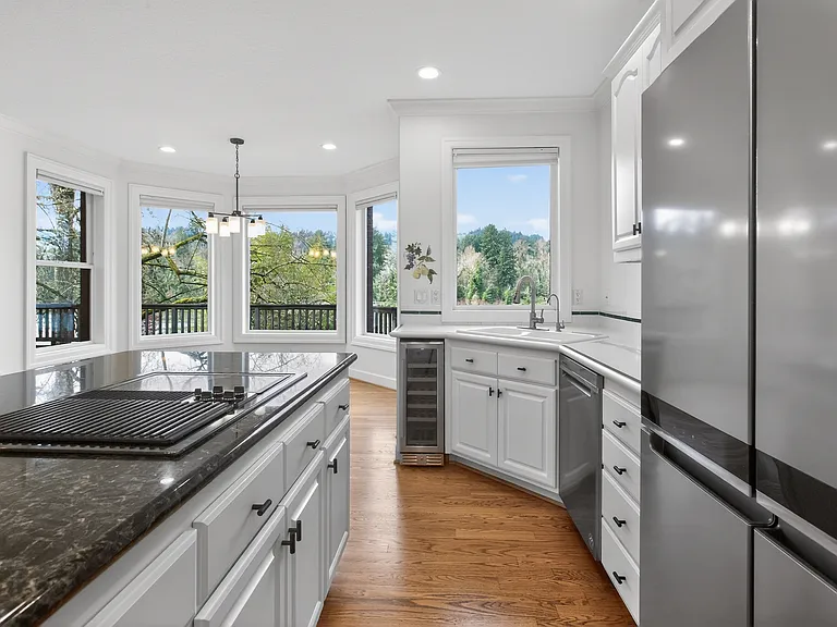 1645 SE Oak Shore Ln #1 — Photo 15
