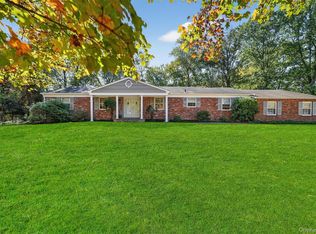 37 Continental Dr, West Nyack, NY 10994