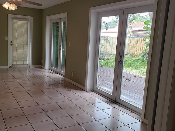 5th image of 4777 Palm Way