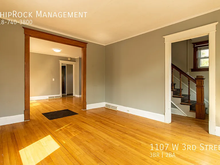 1107 W 3rd St — Photo 3