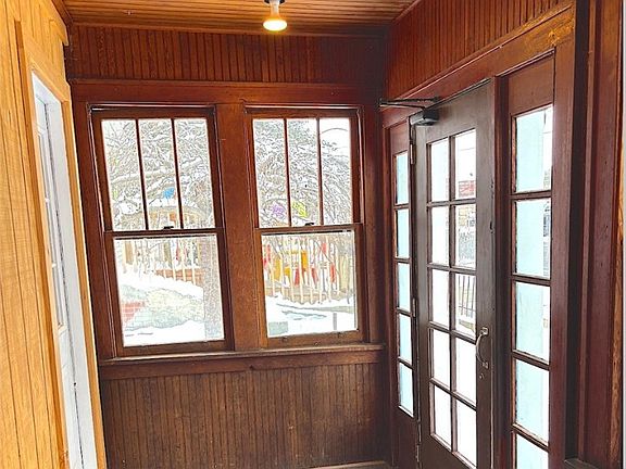 3rd image of 1399 Main St