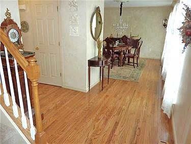 2nd image of 464 Fox Meadow Dr