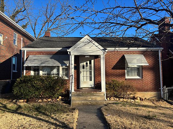 2nd image of 1542 Langhorne St SE