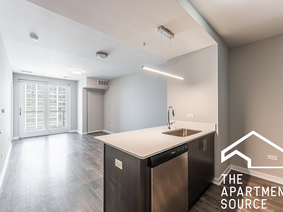 1st image of 302 W North Ave #707