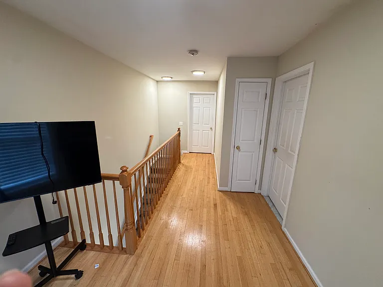 587 Brittany Cir — Photo 11