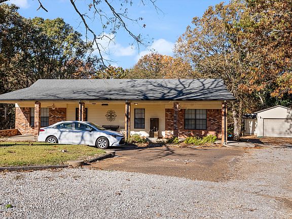 3rd image of 3583 Sardis Lake Dr