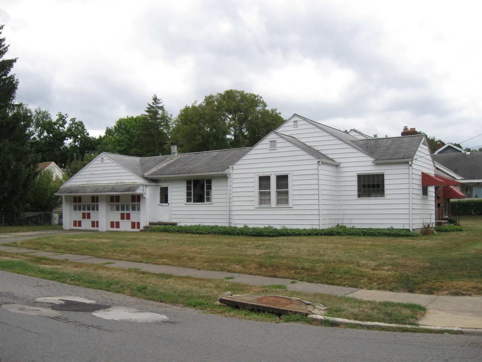 1305 Dayton St photo 1
