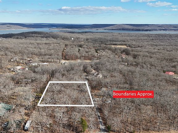 2nd image of 7 E 703rd Rd