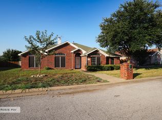 10319 Little Valley Rd, Fort Worth, TX 76108