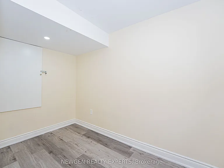 19 Boat St — Photo 17