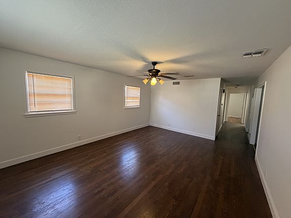 2nd image of 3813 25th St