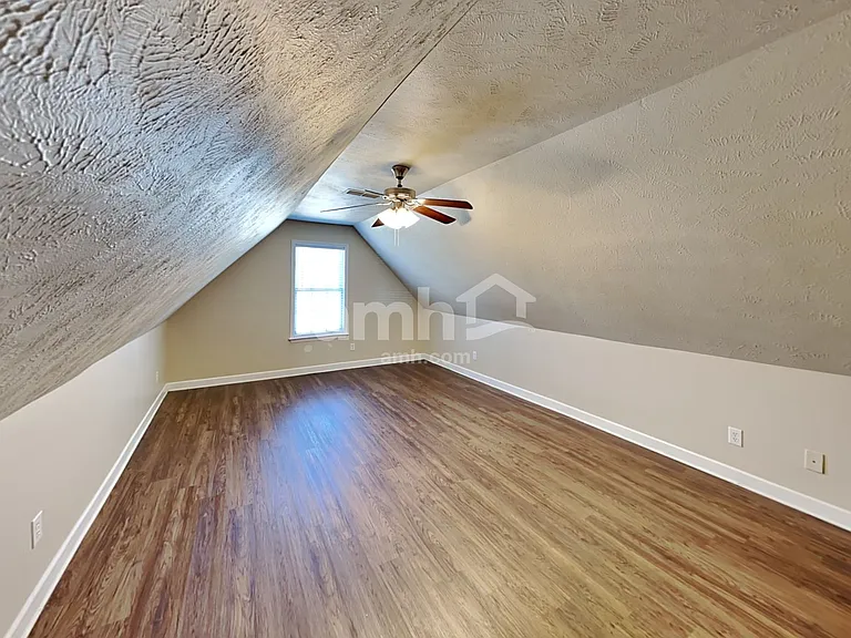 5031 Jillson Ct — Photo 20
