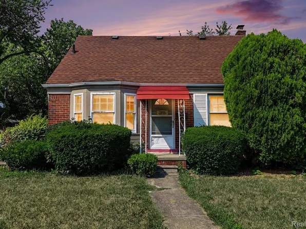 16299 Manning St, Detroit, MI 48205