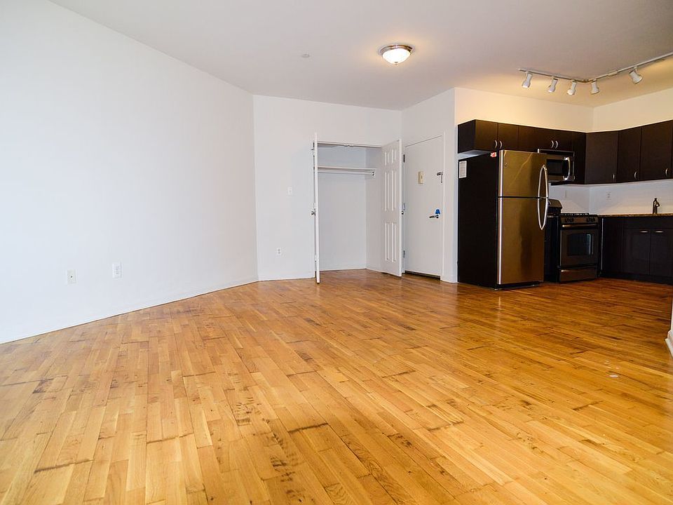 1st image of 709 Flushing Ave #2A