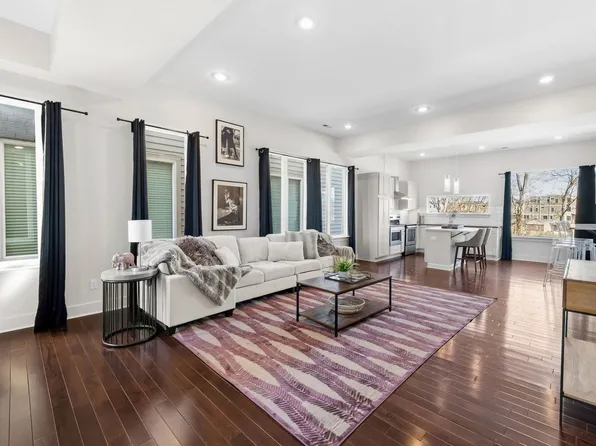 1240 2nd Ave S APT 10, Nashville, TN 37210