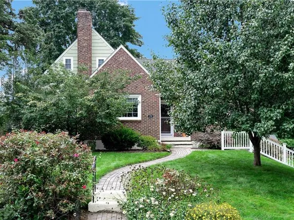 173 Mohawk Drive, West Hartford, CT 06117