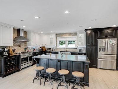 5 Arcadia Drive, Dix Hills, NY, 11746