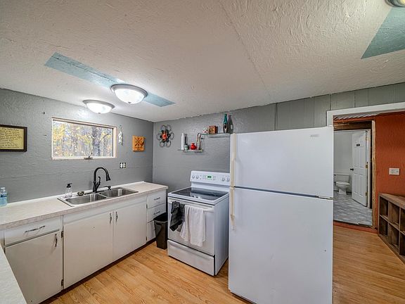 5th image of 29600 Coyote Rd