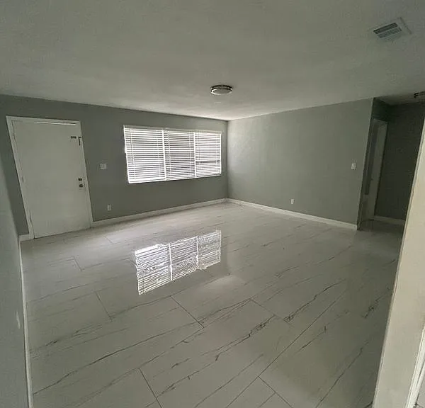 702 Sharon Ter — Photo 11