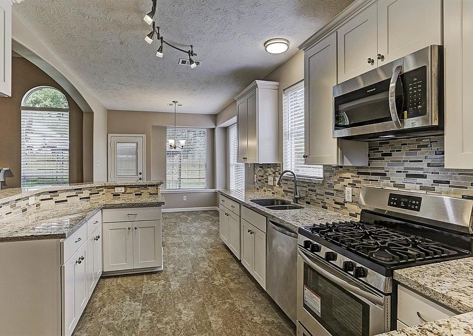 1st image of 6302 Piedra Negras Ct