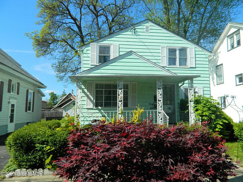 2nd image of 22 GLENWOOD Boulevard