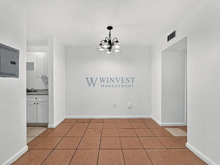 Presidential View Apartments — Photo 45