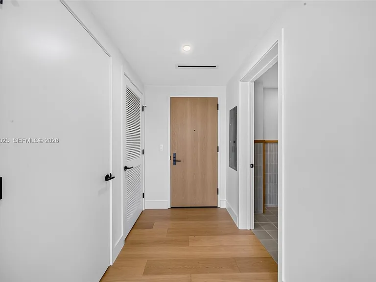 1176 97th St #709 — Photo 3