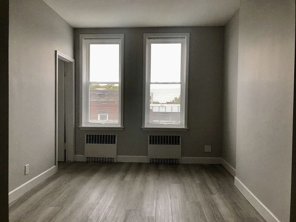 1st image of 1167 Myrtle Ave APT 4F