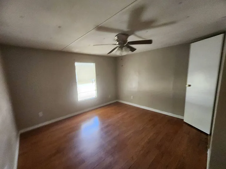 9471 SW 30th Ter — Photo 2