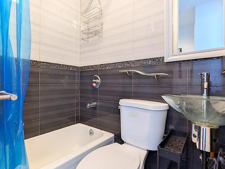 436 Wilson Ave #3A — Photo 15