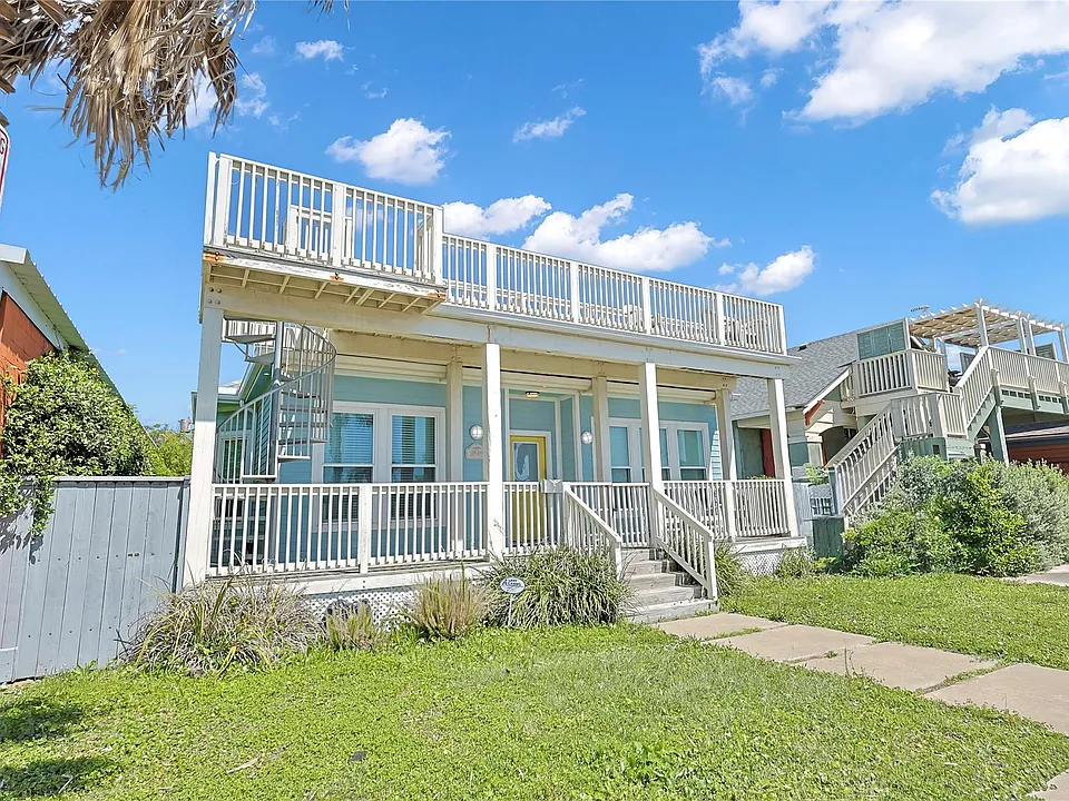 2610 Avenue Q 1/2