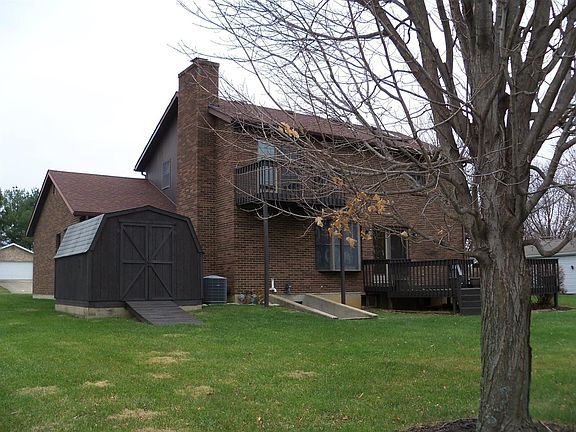 2nd image of 107 Robin Ln