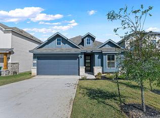 4007 Paddock Trl, Seguin, TX 78155