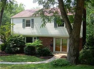 720 Scrubgrass Rd, Pittsburgh, PA 15243