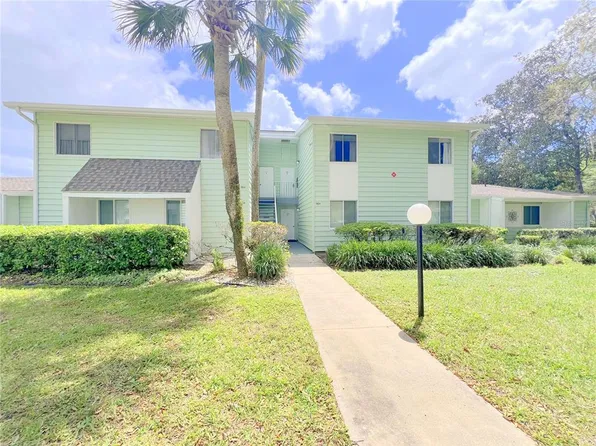 560 Midway Dr E #Bld, Ocala, FL 34472