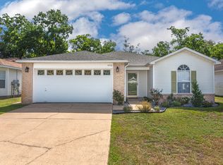 990 John Wayne Cir, Fort Walton Beach, FL 32547