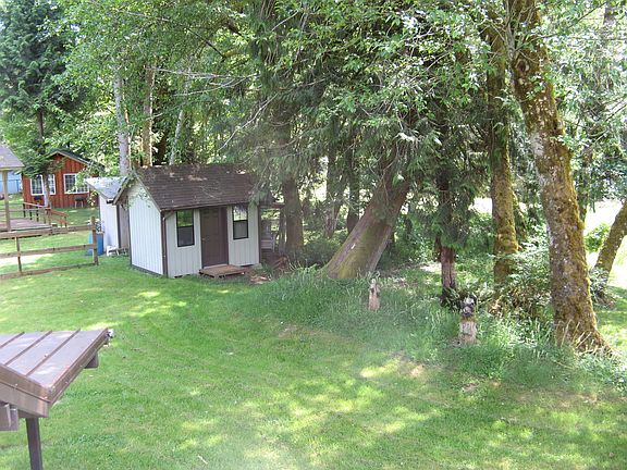 4th image of 107 Tornow Dr