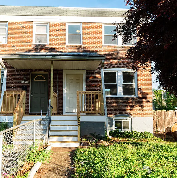 200 Old Riverside Rd #1 — Photo 1