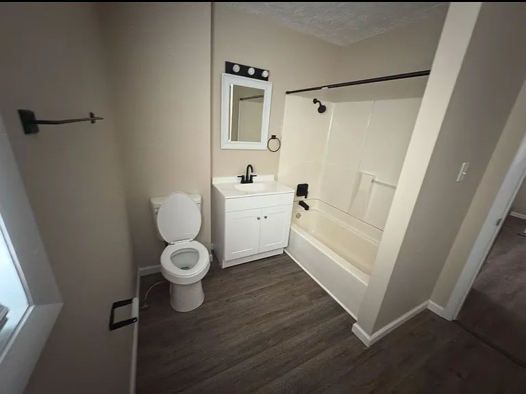223 S McKinley Ave — Photo 14