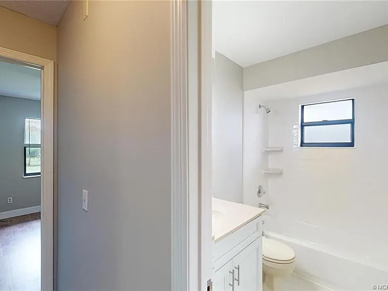 2881 SE Nance St — Photo 25